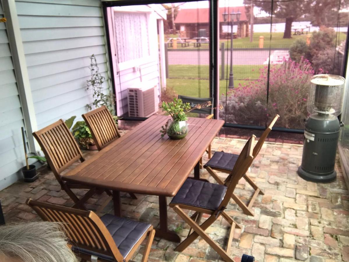 That Seaside Cottage - Fully Equipped Home, 4 Bedrooms On The Foreshore Tooradin Exteriér fotografie