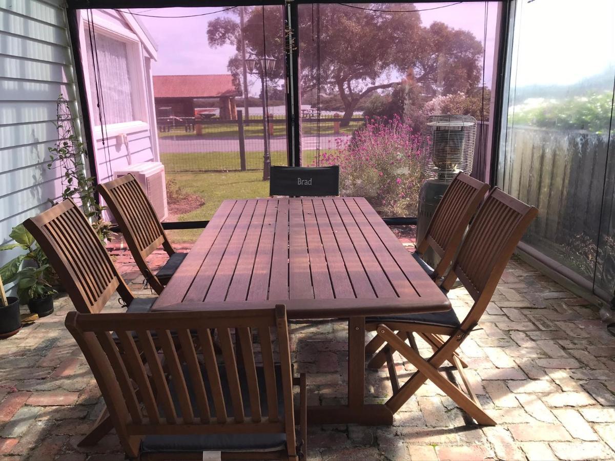 That Seaside Cottage - Fully Equipped Home, 4 Bedrooms On The Foreshore Tooradin Exteriér fotografie