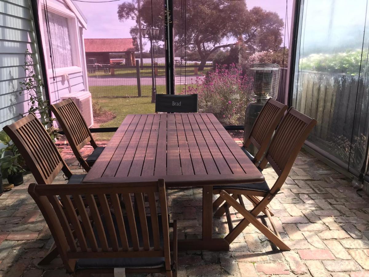 That Seaside Cottage - Fully Equipped Home, 4 Bedrooms On The Foreshore Tooradin Exteriér fotografie