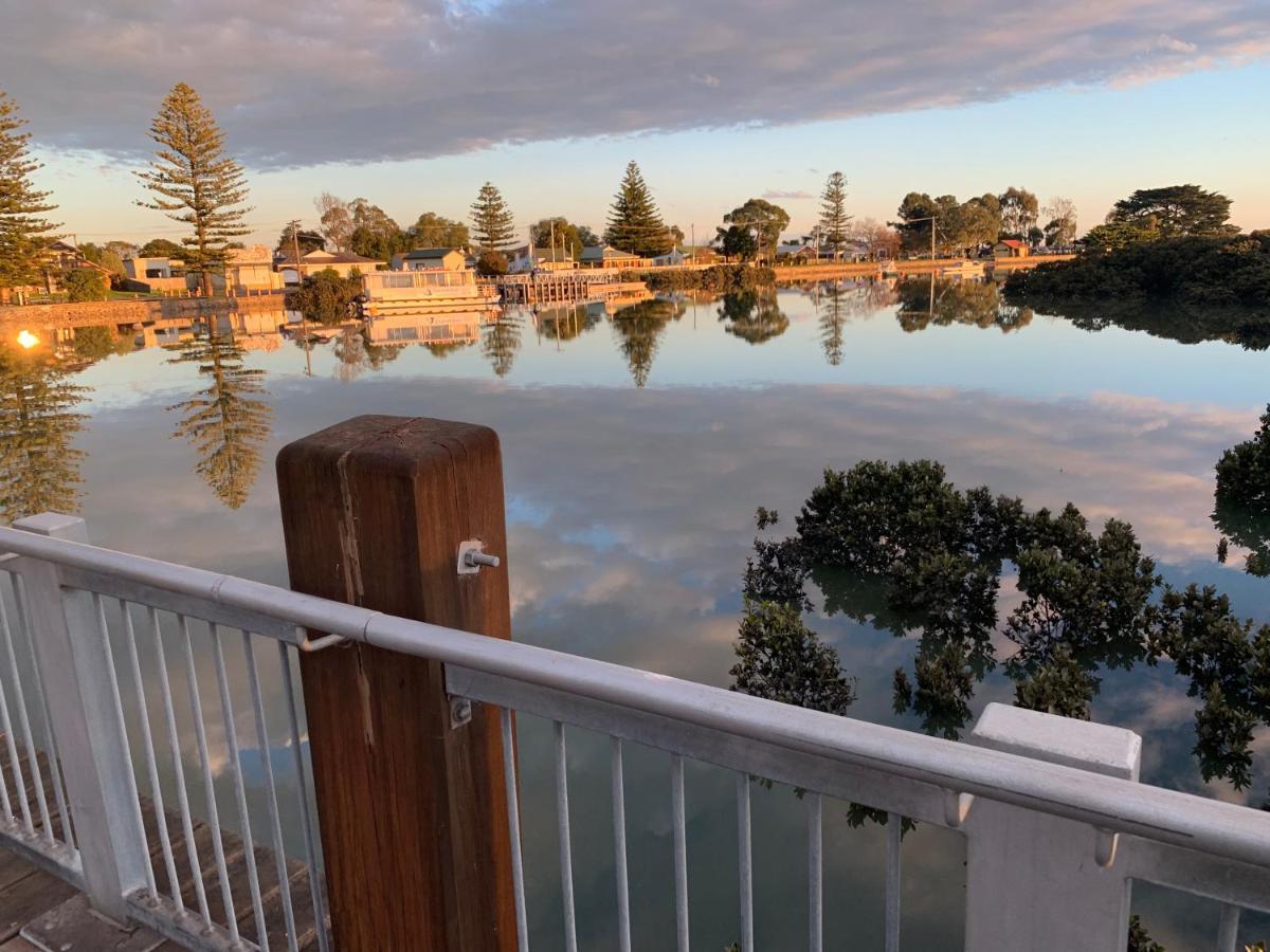 That Seaside Cottage - Fully Equipped Home, 4 Bedrooms On The Foreshore Tooradin Exteriér fotografie